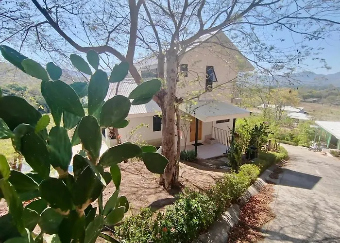Private In Playa Near Flamingo With Infinity Pool, 9 Minute Walk To Beach, Ocean, Mountain, Nature Views, Tv And Ac In Every *