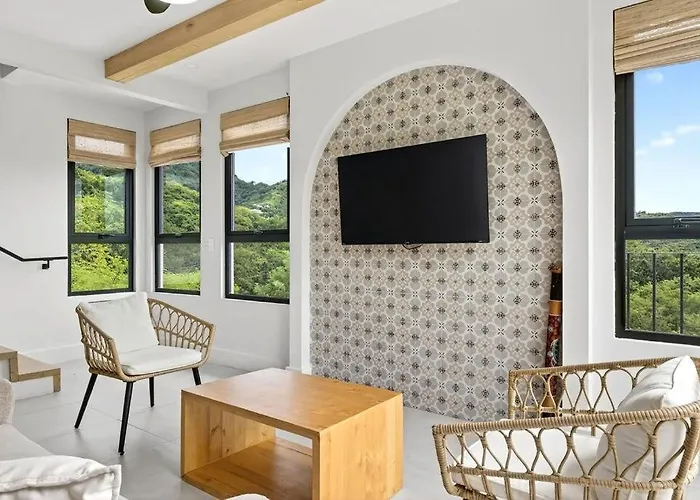 Private In Playa Near Flamingo With Infinity Pool, 9 Minute Walk To Beach, Ocean, Mountain, Nature Views, Tv And Ac In Every *