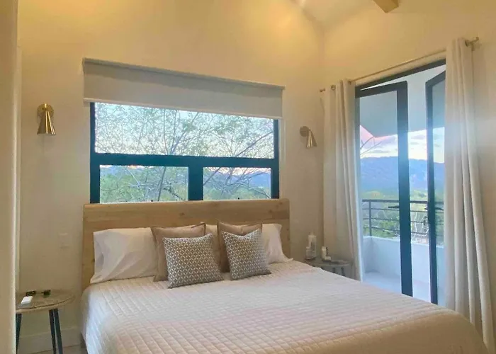 Private In Playa Near Flamingo With Infinity Pool, 9 Minute Walk To Beach, Ocean, Mountain, Nature Views, Tv And Ac In Every Ferienhaus *