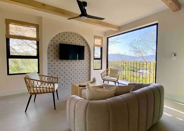 Private In Playa Near Flamingo With Infinity Pool, 9 Minute Walk To Beach, Ocean, Mountain, Nature Views, Tv And Ac In Every Ferienhaus Potrero (Guanacaste)
