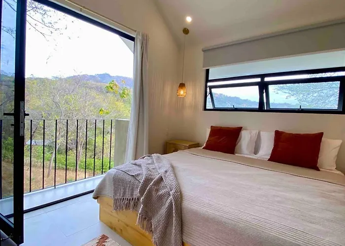 Private In Playa Near Flamingo With Infinity Pool, 9 Minute Walk To Beach, Ocean, Mountain, Nature Views, Tv And Ac In Every Ferienhaus