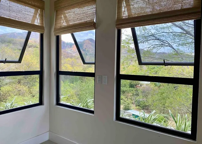 Private In Playa Near Flamingo With Infinity Pool, 9 Minute Walk To Beach, Ocean, Mountain, Nature Views, Tv And Ac In Every * Potrero (Guanacaste)
